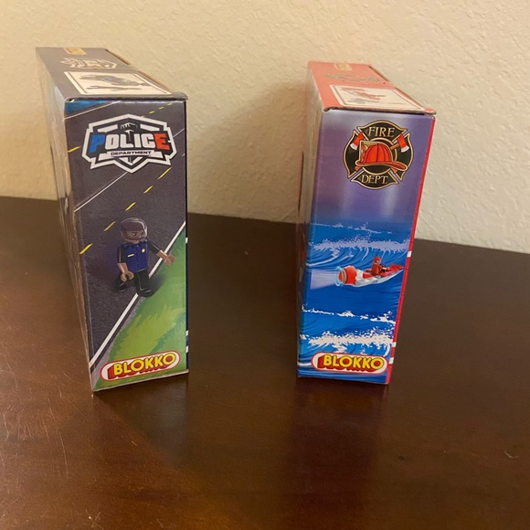 2/$10 Blokko first responder play sets - Picture 3 of 8